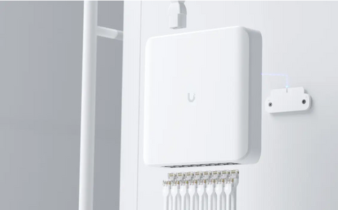 Ubiquiti Networks UniFi Lite 8-Port Gigabit PoE+ Compliant Managed Switch